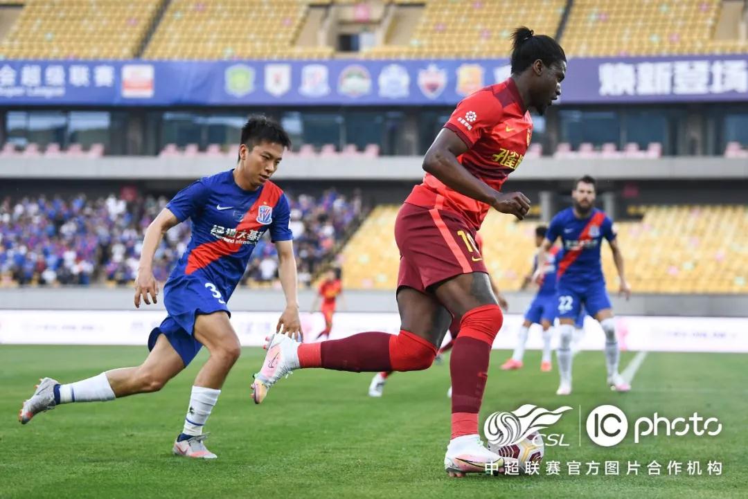 آخر أخبار بي إن سبورت على قناة نايل ساتتردد القناة وأبرز البرامج  